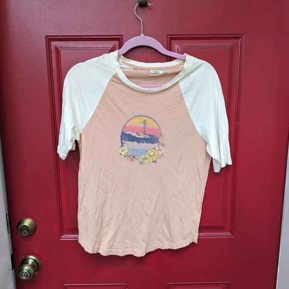 Faherty Hawaiian Graphic Raglan Tee - Picture 2 of 5